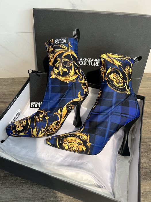 Боти на Versace Jeans Couture
