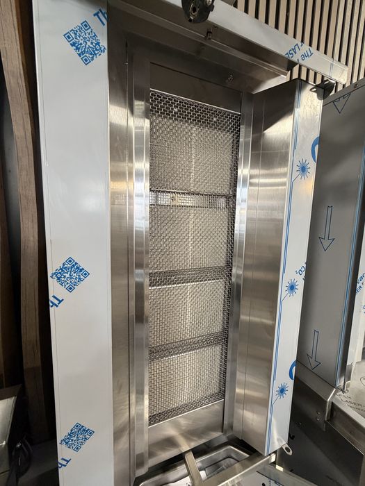 Дюнер  4 пити с горен мотор