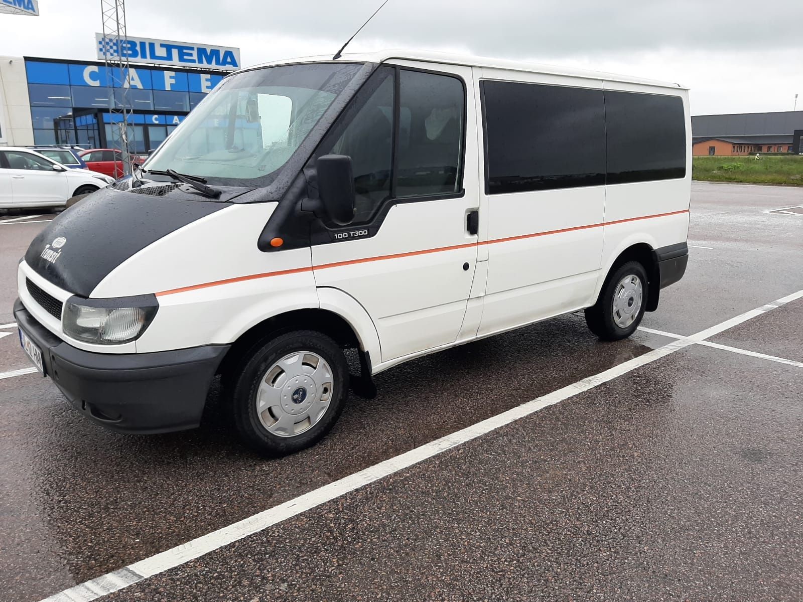 Vând ford transit