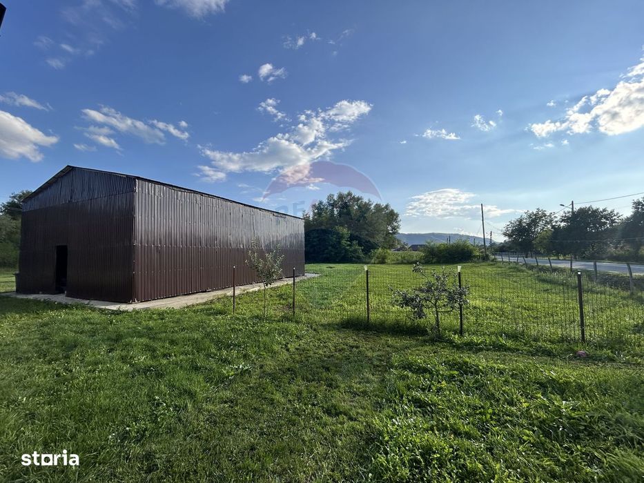 Spațiu industrial 100mp constructie metalica 3000 m2 teren.