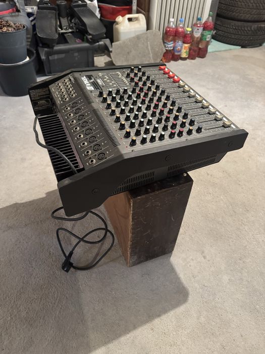 Power Stereo Mixer 4x200W