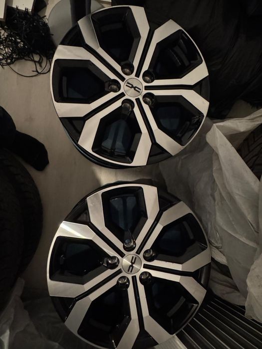 Set 4 jante originale Dacia Duster 17″ noi, nefolosite – OEM
