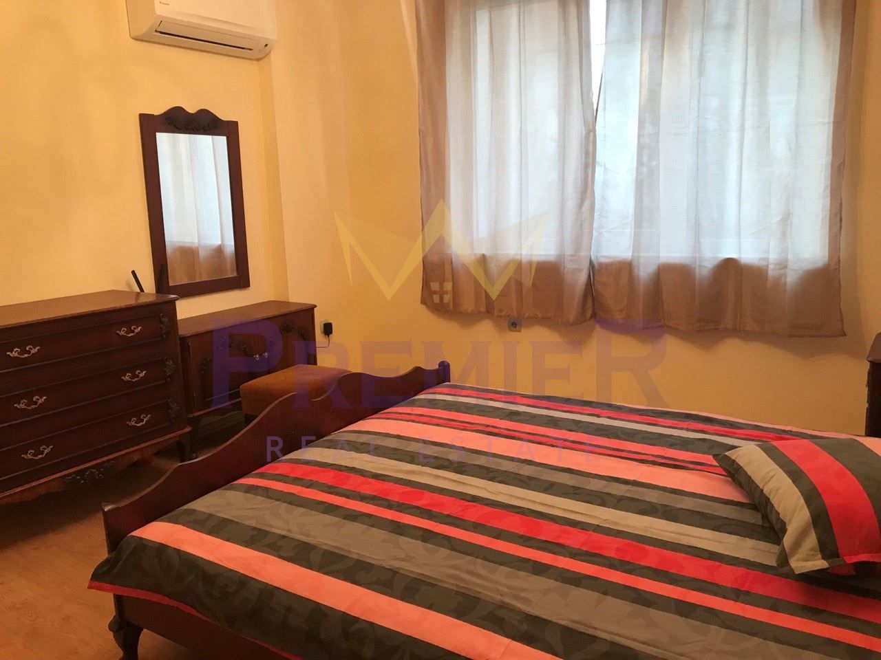 Дава се под наем Четиристаен апартамент в Варна, Окръжна болница - 120 кв.м за 900 € - Снимка #10