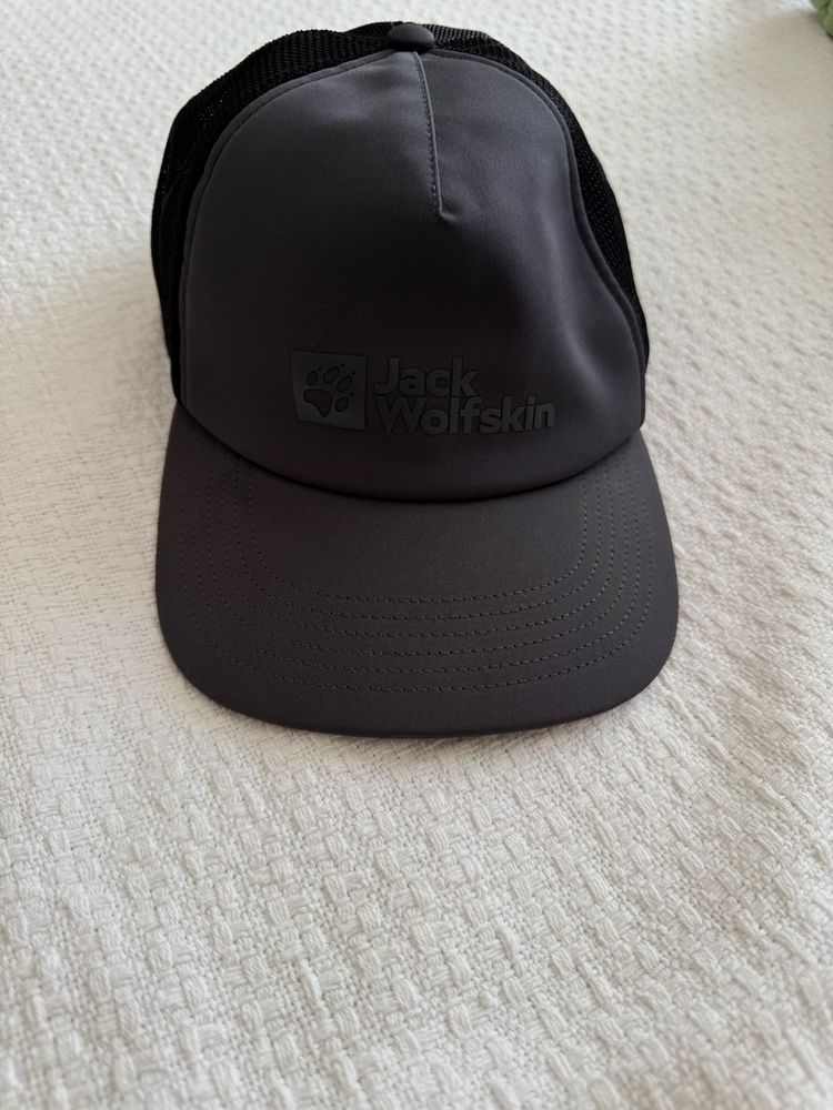 Шапка Jack Wolfskin
