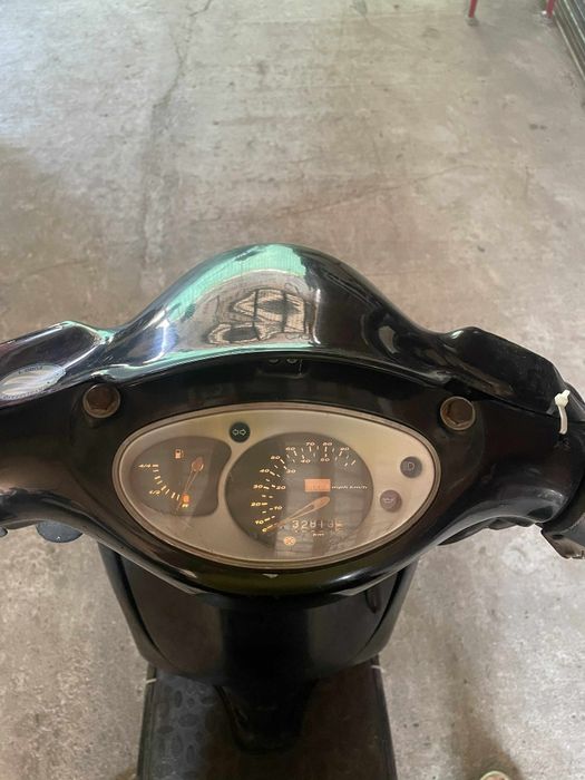 Vând scuter Aprilia cu acte