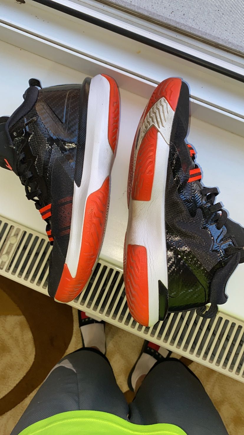 Jordan Zion 1 Black/ Bright Crimson-White