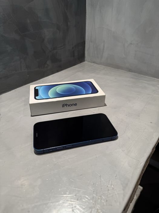 КАТО ЧИСТО НОВ Iphone 12 mini blue