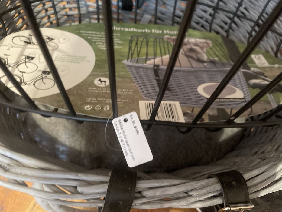 Плетена кошница за велосипеди за кучета