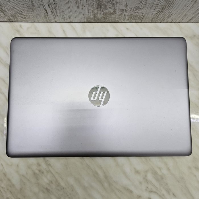 Laptop HP i5-7200 8GB ram Zeus Amanet Vitan 865