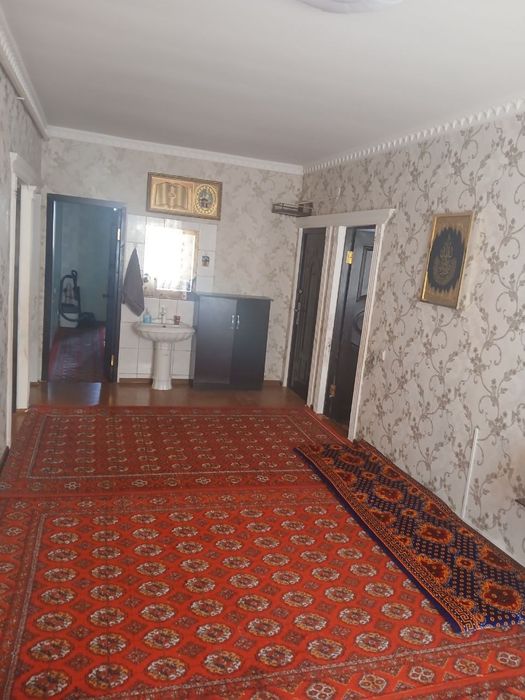 4/3/4    80kvm  Hiva yo'l brollerda uy sotiladi