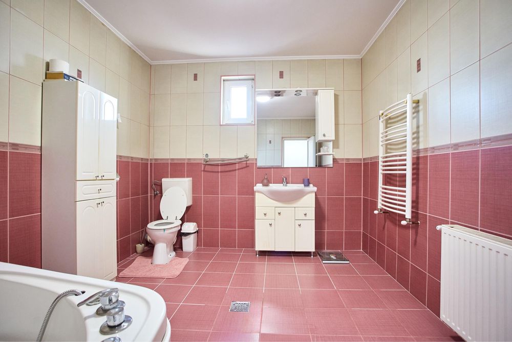 Vila in cartier 23 august proprietar