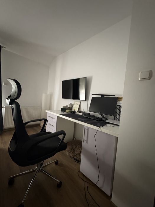 Mobilier birou + scaun