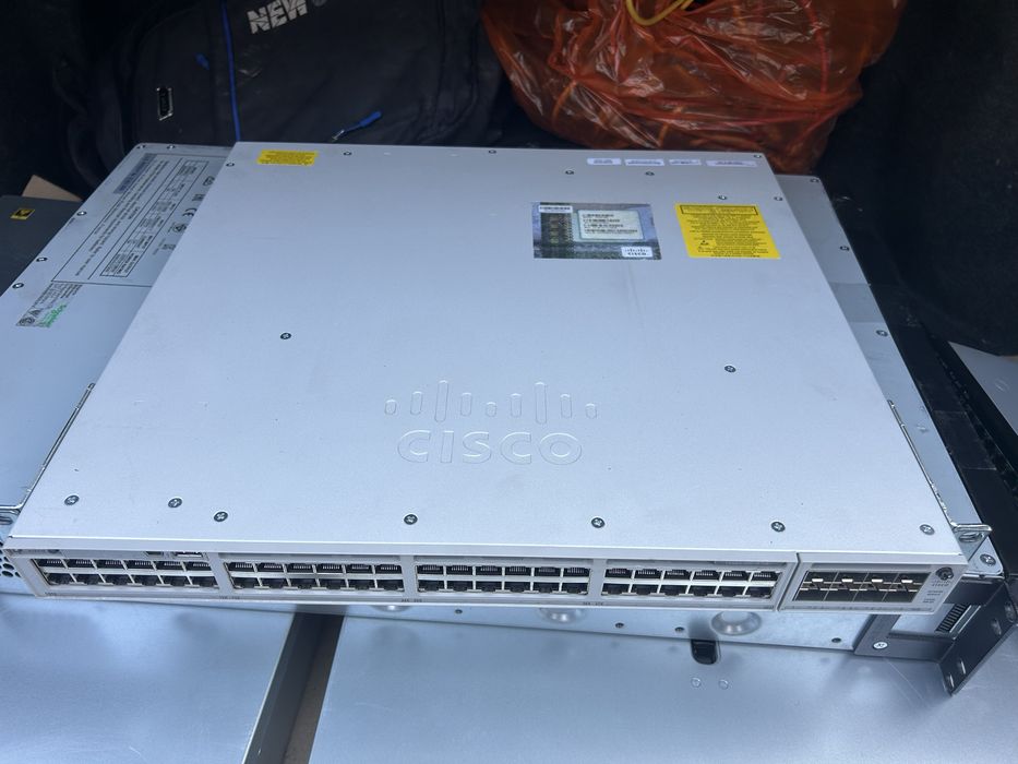 Коммутатор сетевой cisco c9300-48P