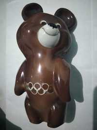 Продается статуэтка мишка олимпийский фарфор