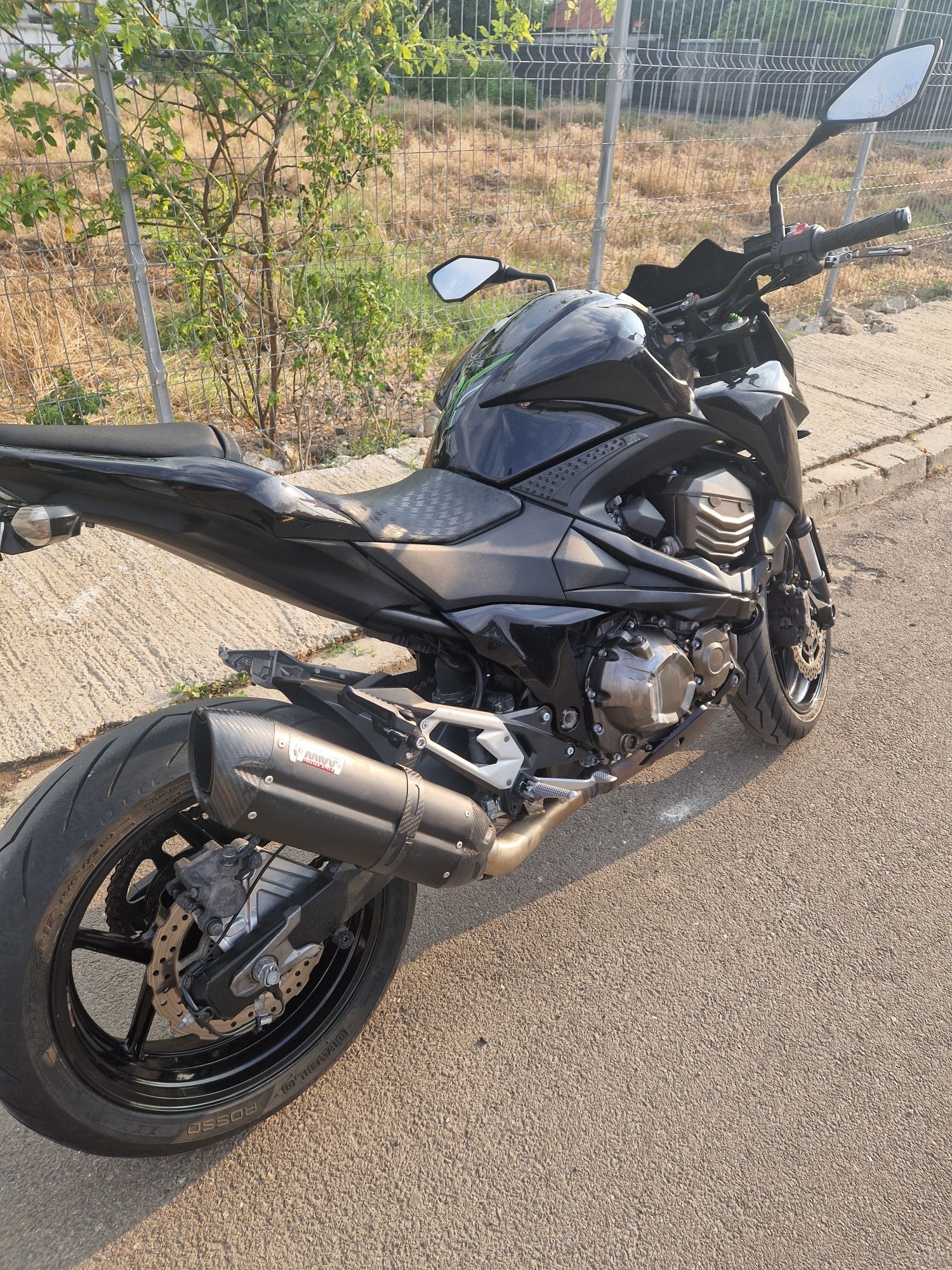 Kawasaki z800  70kw LEGAL A2
