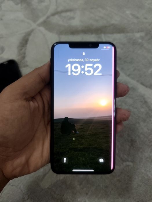 Iphone xs max sotiladi srochno