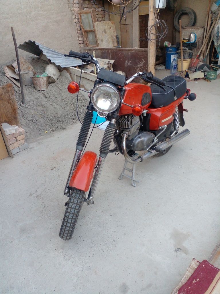 Мотоцикл 1990 год