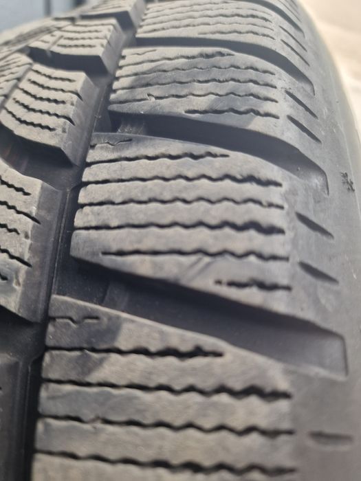 Jante Mercedes originale cu cauciucuri de iarna 235/60/R18
