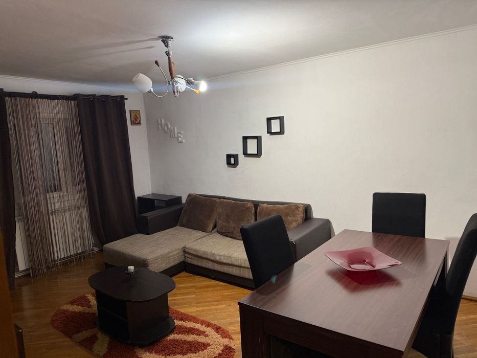 Vând apartament 3 camere Focșani, str. Bucegi, proprietar