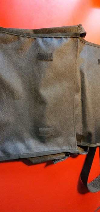 Geantă unisex nouă – simplă și practică