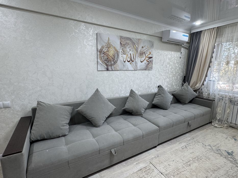 Продам 4х метровый диван