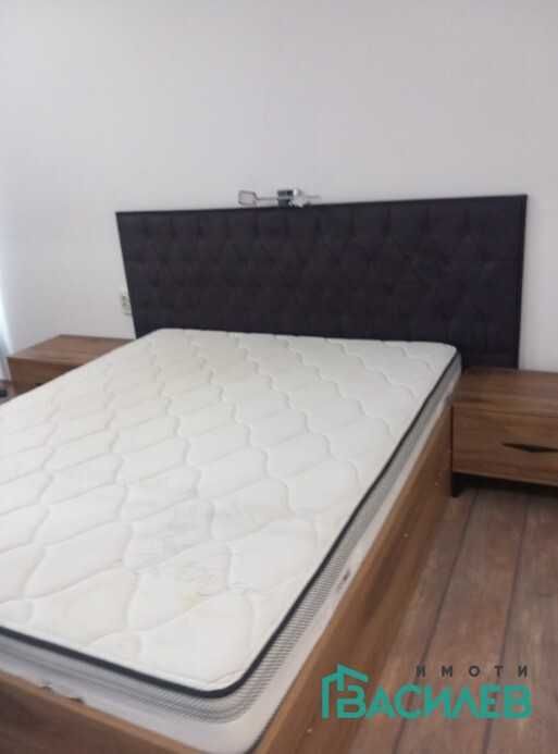 Продава се Двустаен апартамент в София, Център - 75 кв.м за 2067 €/кв.м - Снимка #3