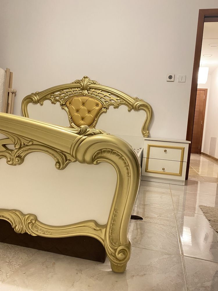 Уникален луксозен спален комплект Ева Голд с шесткрилен гардероб