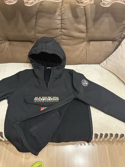 Марково яке на  Napapijri