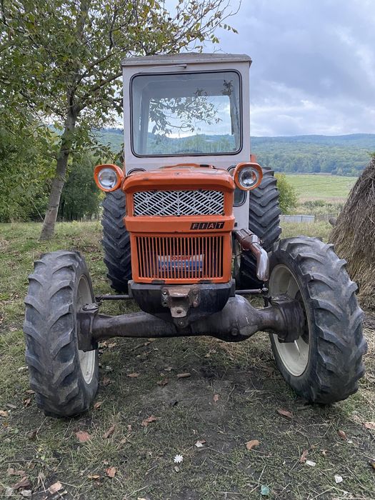 Vand tractor fiat 850 super DT cu utilaje