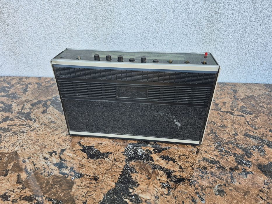 Radio receptor portabil Gloria 4,RP1524- nefuncțional 

- radio este n
