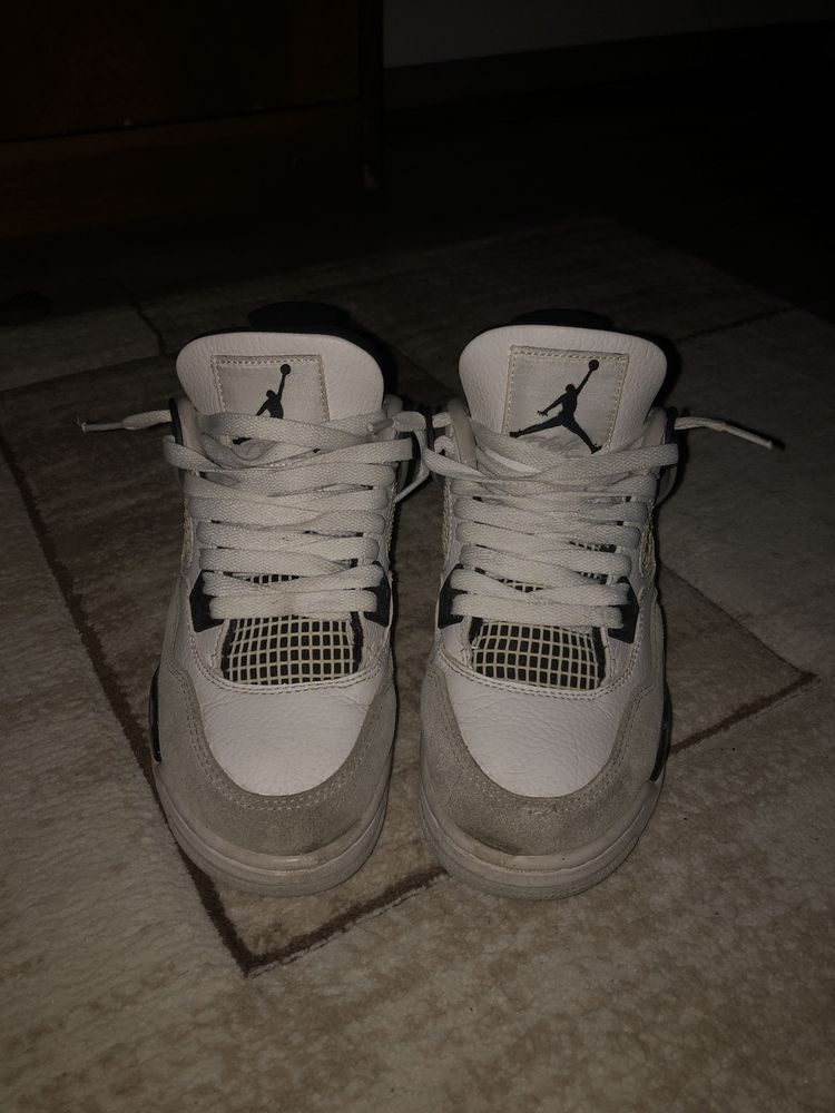 Când jordan 4 military blak