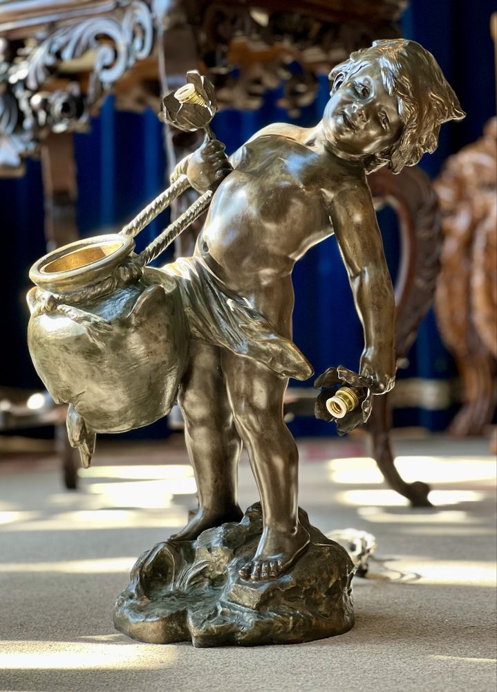 Statuetă veche / Lampă *** vintage / antic / vechi / retro ***