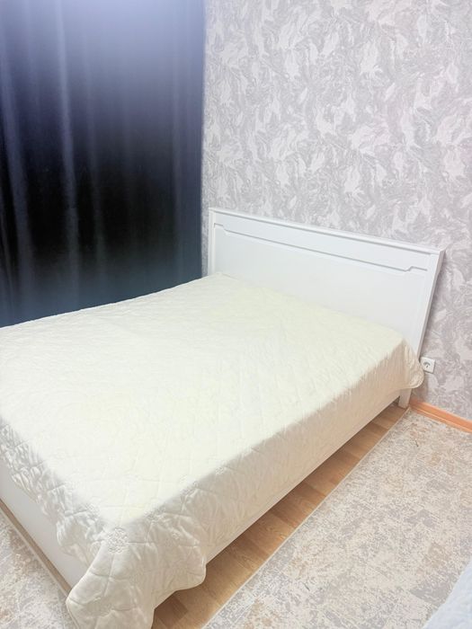 Двухспальная кровать