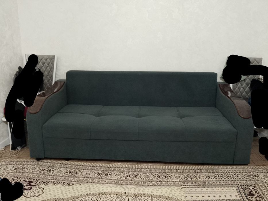 Диван новый срочно продаю