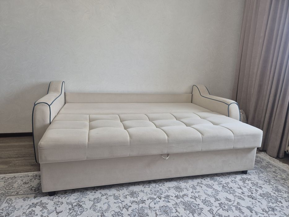 Продам диван в хорошем состояний