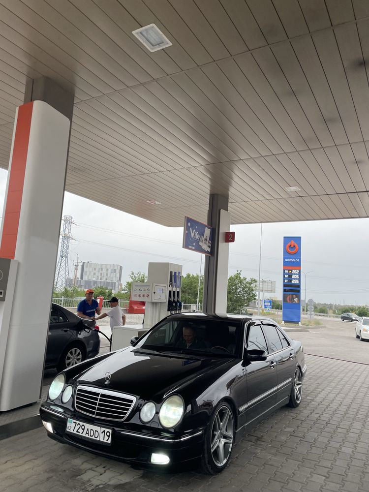 Продается разноширокий Диск на мерседес