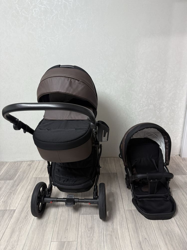 Продам коляску PITUSO CONFORT 2в1
