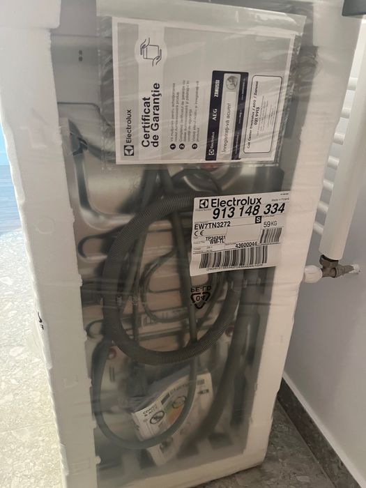 Masina de spalat rufe verticala Electrolux 6 kg, 1200 r, Clasa B, NOUA