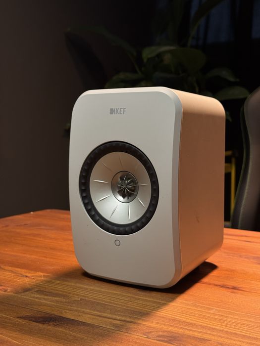 Boxe KEF LSX 2 LT mici urme de uzura