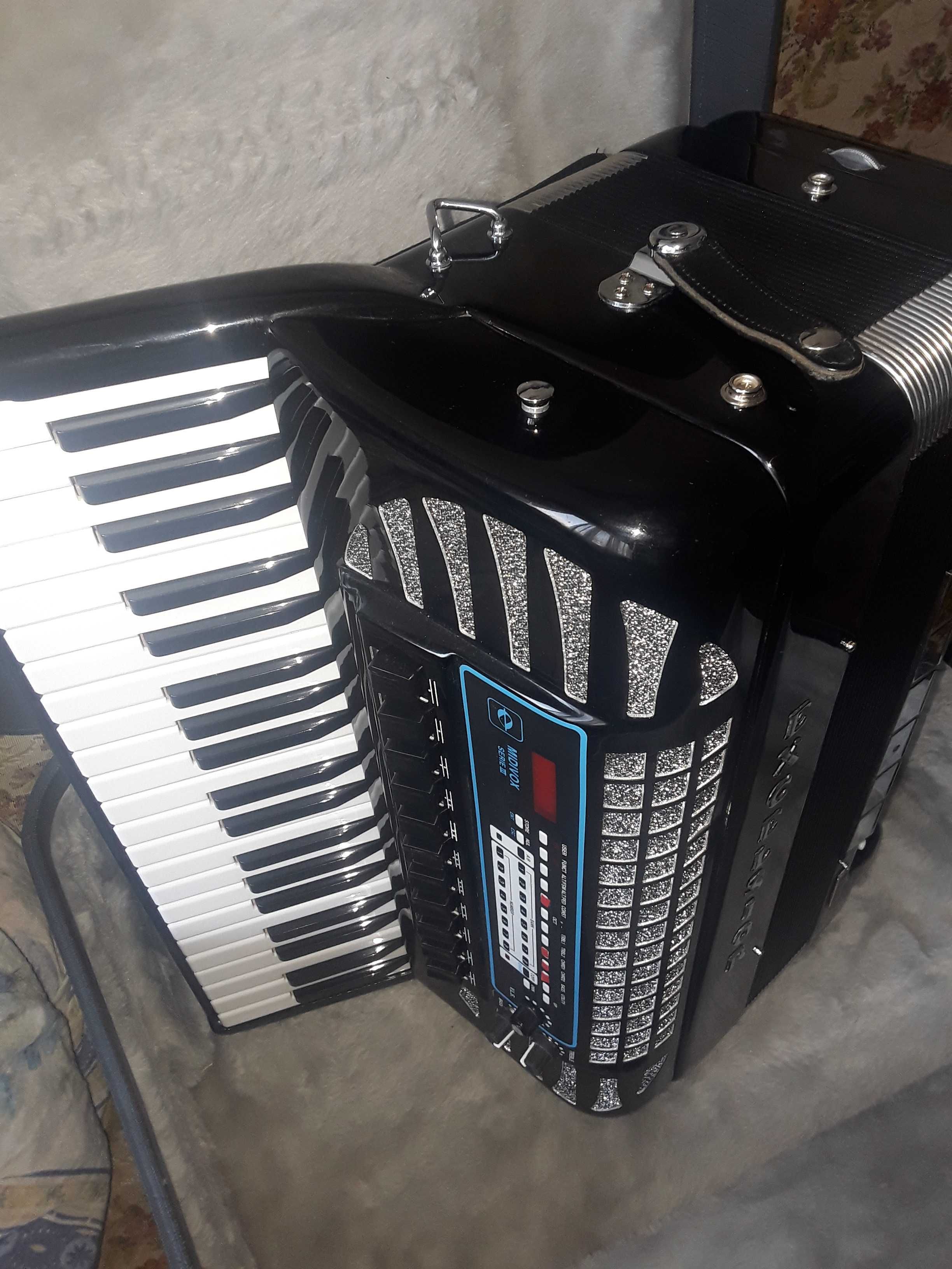 Vand acordeon Excelsior Magnante midi cabina 2+2.