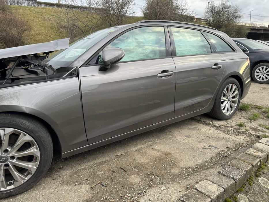 Audi A4 2021 avariat