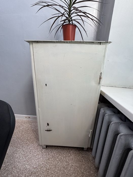 Металлический сейф