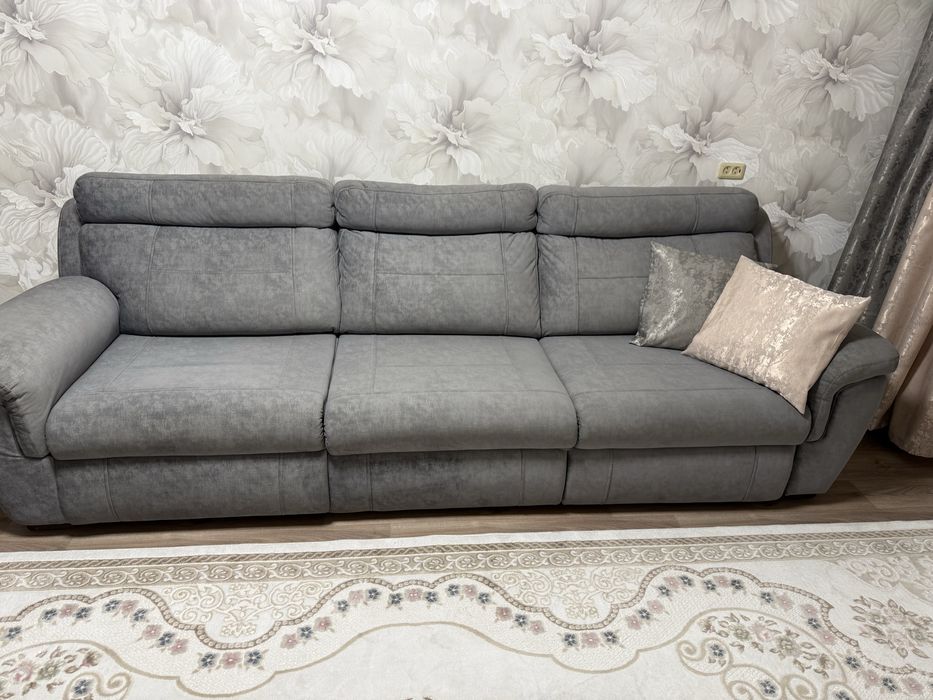 Продается диван с креслом - реклайнер