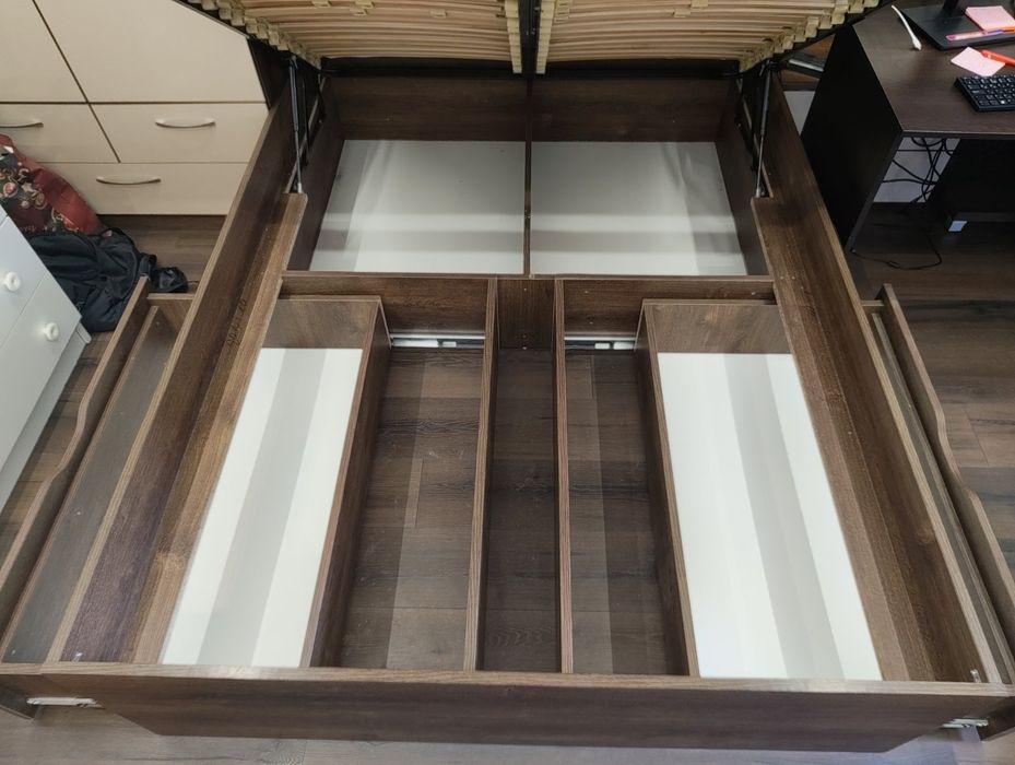 Легло с матрак 140/200