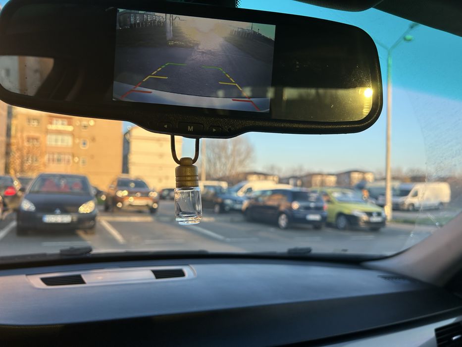 Vand masina personla cu toate actele la zi.