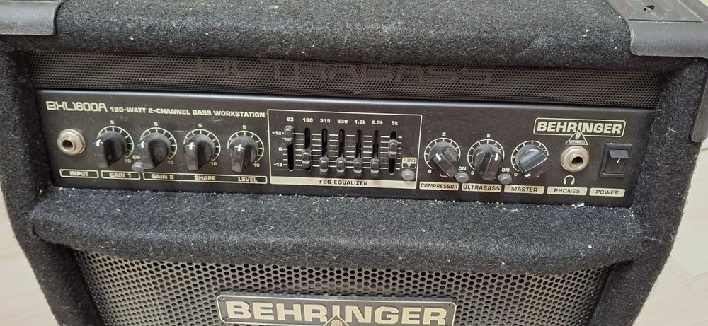 Усилвател BEHRINGER 180W