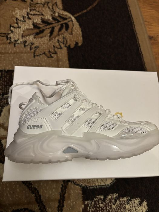 Дамски маратонки guess