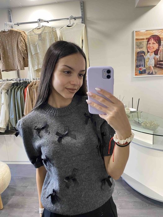 Красив пуловер с панделки универсален размер