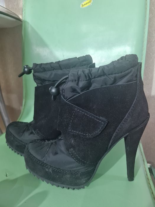 Продам новые женские полуботинки