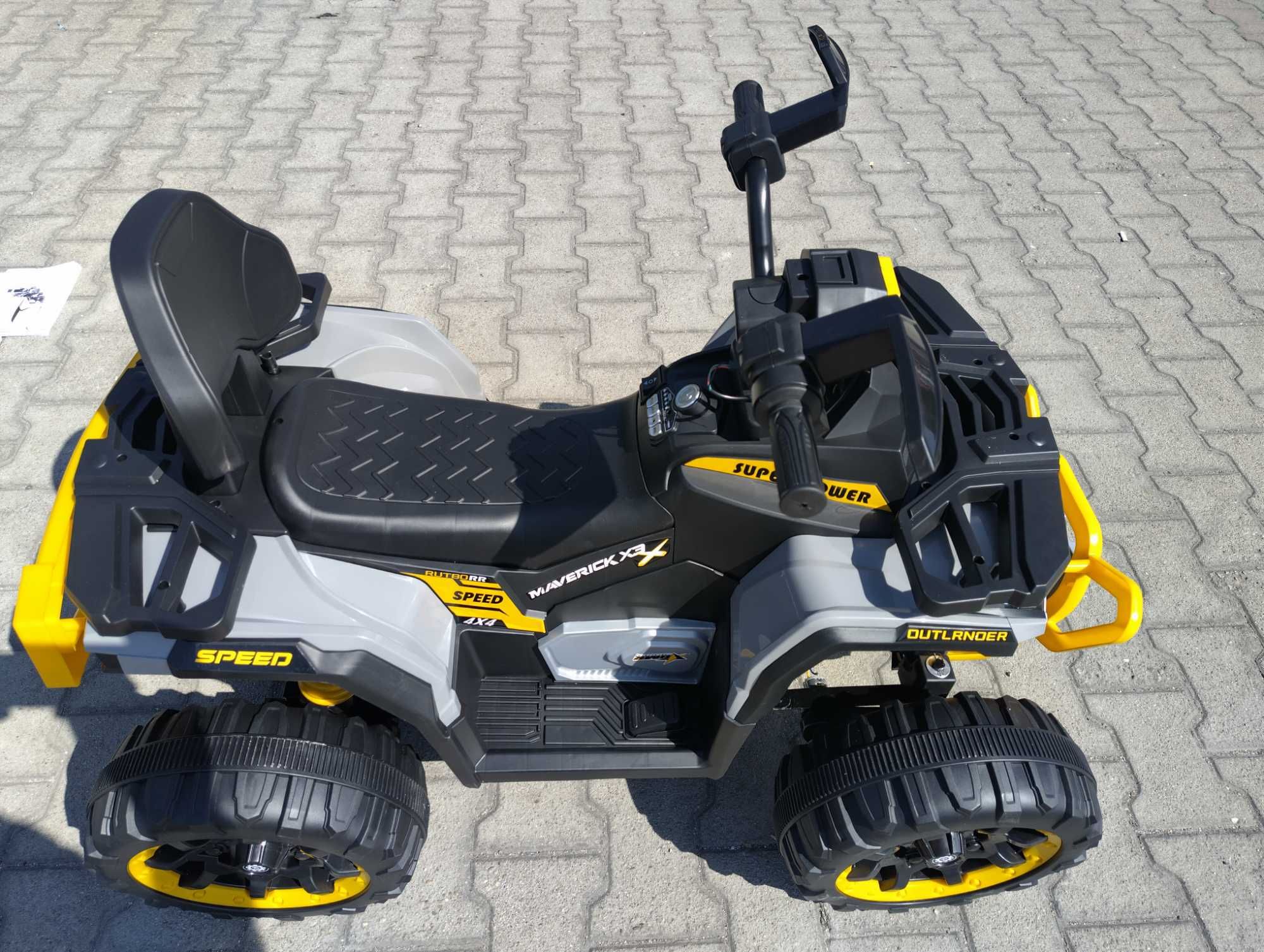 TEXAS Акумулаторно бъги с дистанционно SPEED 4x4 сив